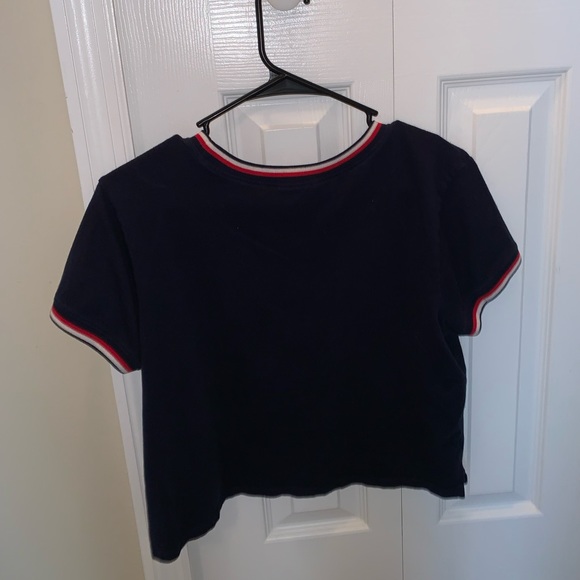 Tommy Hilfiger Women’s T-Shirt - Picture 4 of 4